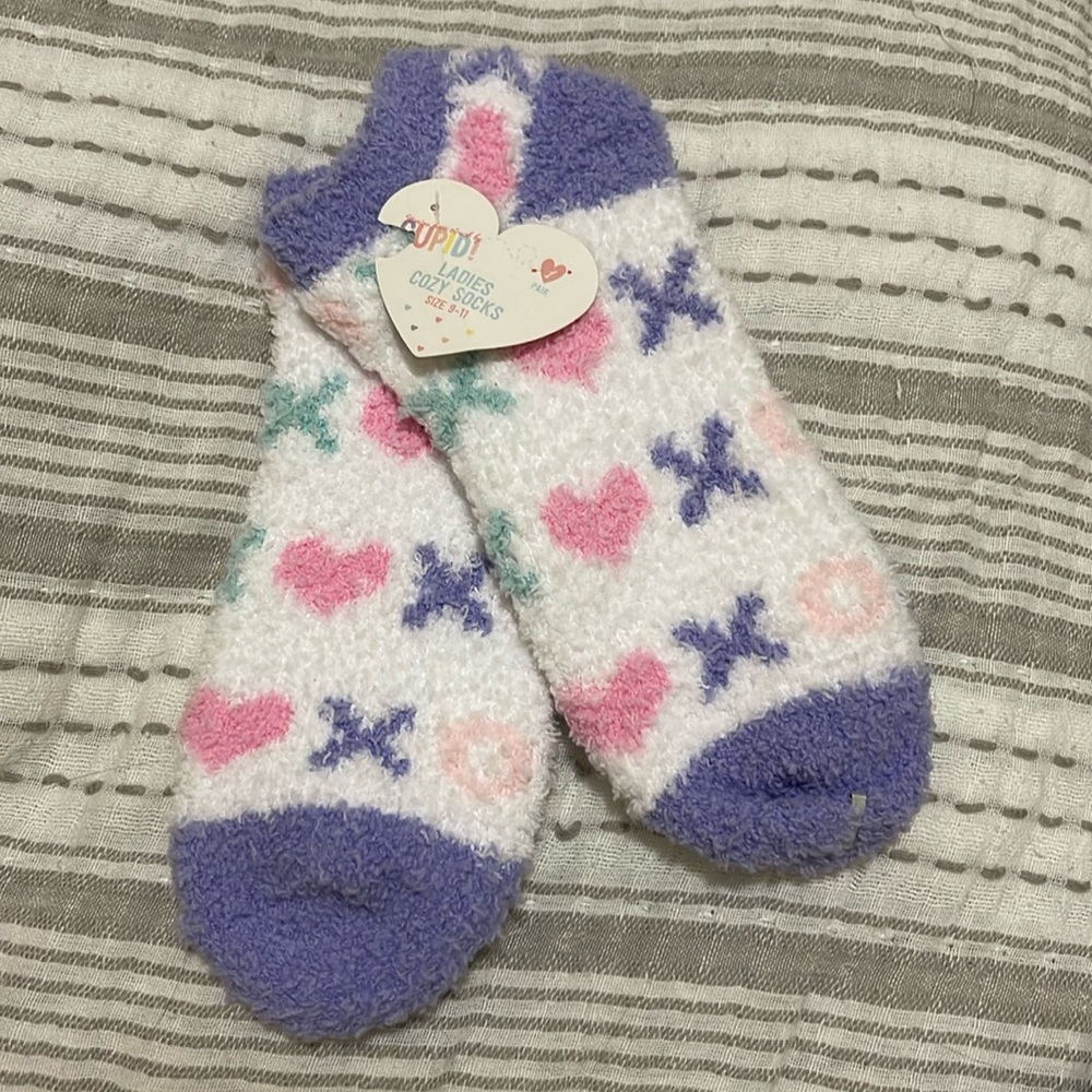 Cozy XO socks
